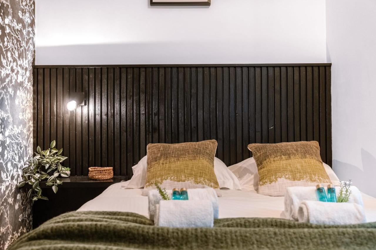 Authentic Apartment In The Heart Of Antwerpen Exterior foto