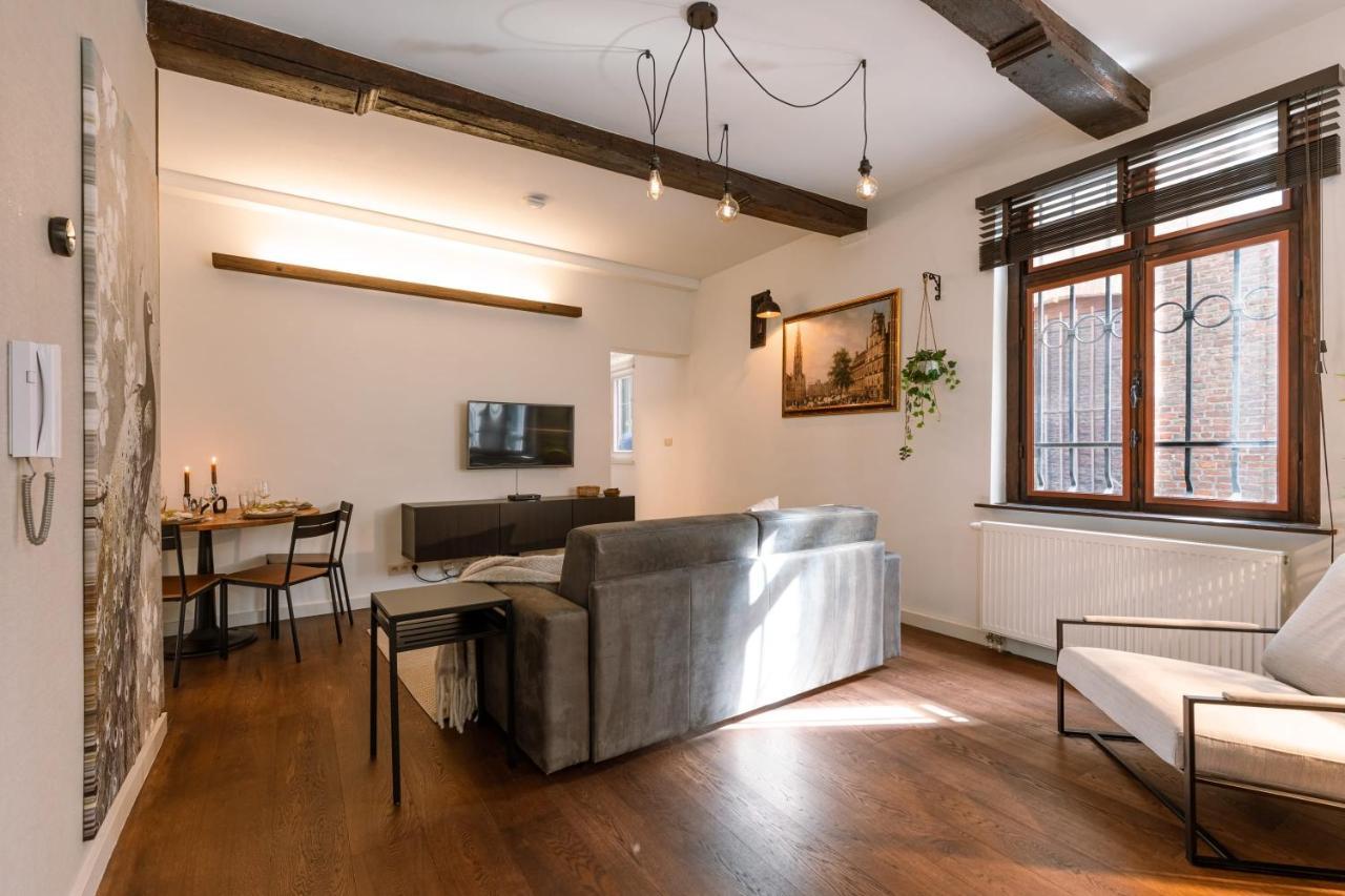 Authentic Apartment In The Heart Of Antwerpen Exterior foto
